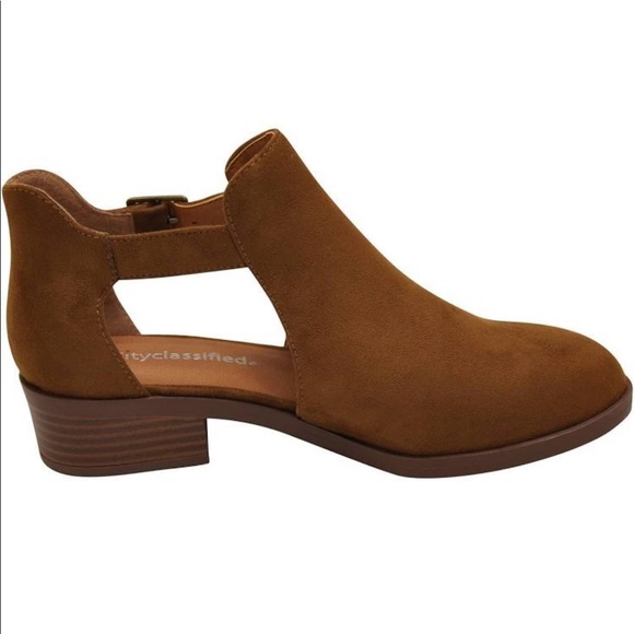 Cut of Buckle Bootie - Picture 2 of 6